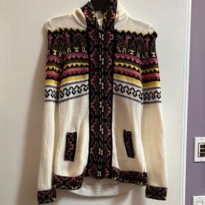 Stylish Geometric Patterned Cardigan